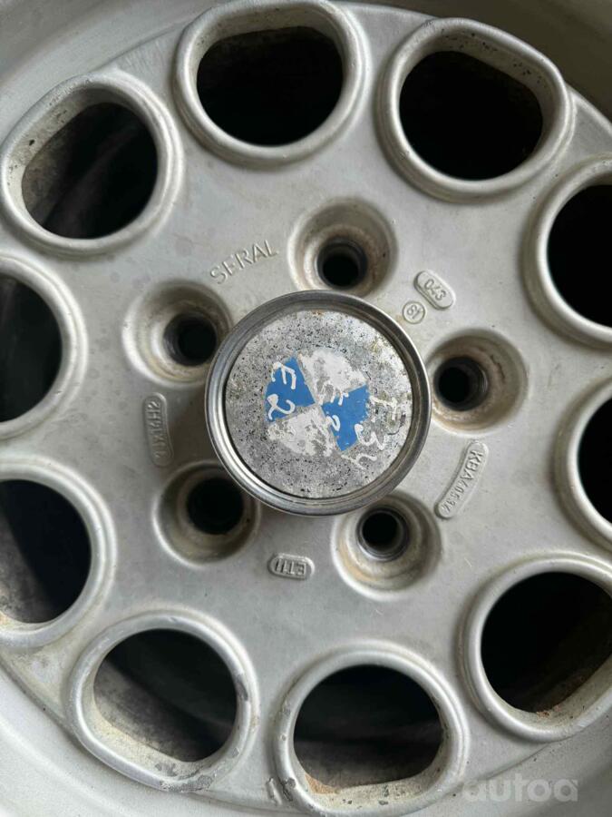 Bmw, valuveljed