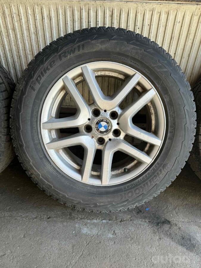 Bmw, valuveljed