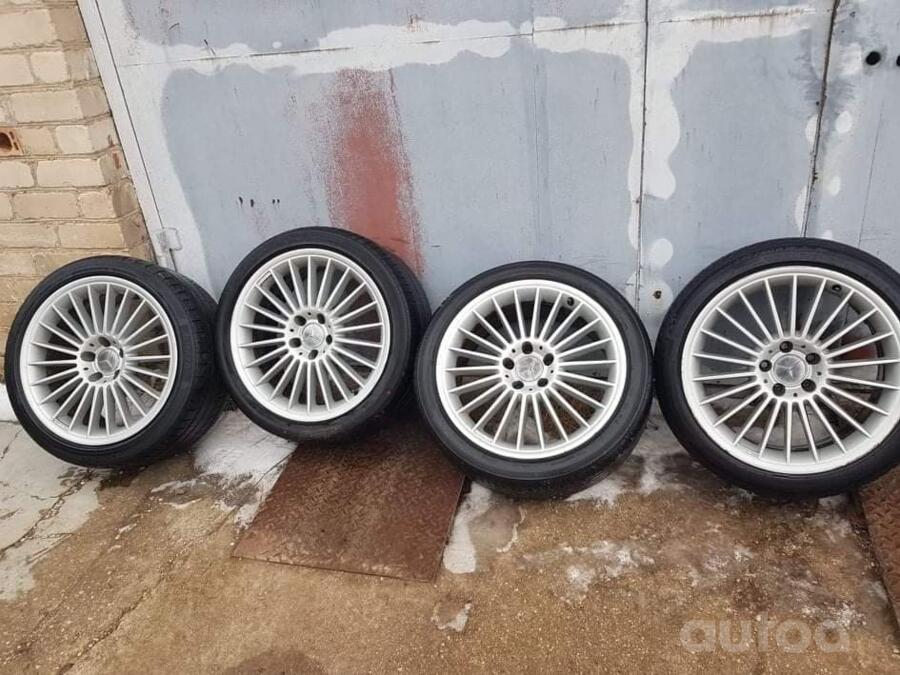 Mercedes AMG, valuveljed