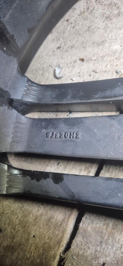 Made in italy, valuveljed