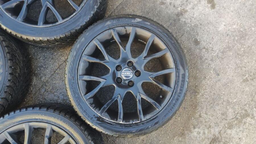 Volvo, valuveljed