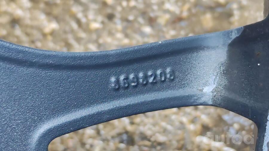 Volvo, valuveljed
