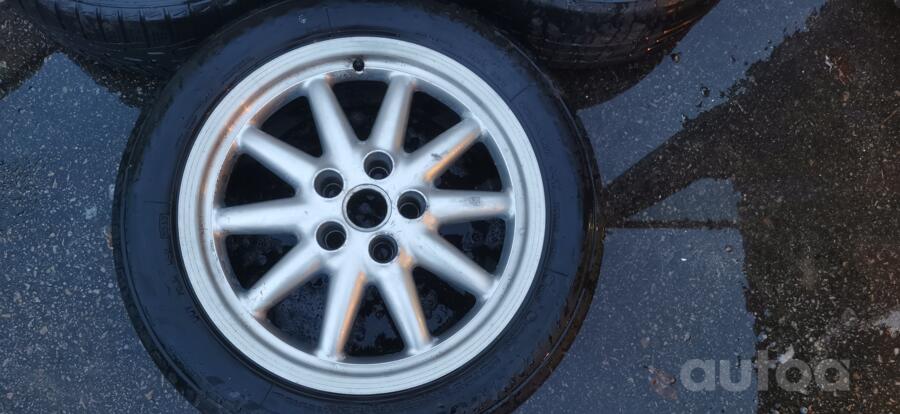 Audi, valuveljed