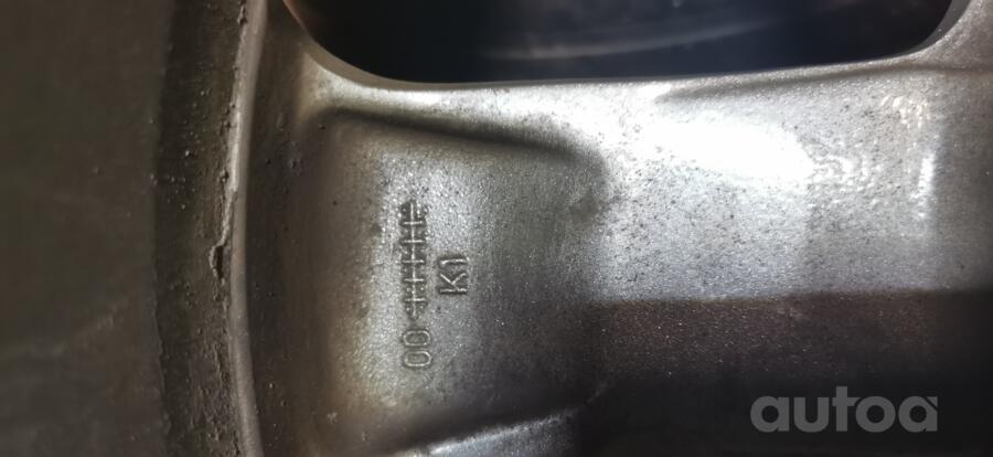 Audi, valuveljed
