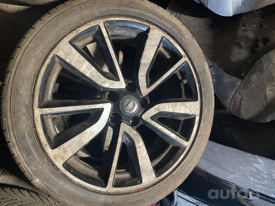 Nissan, valuveljed