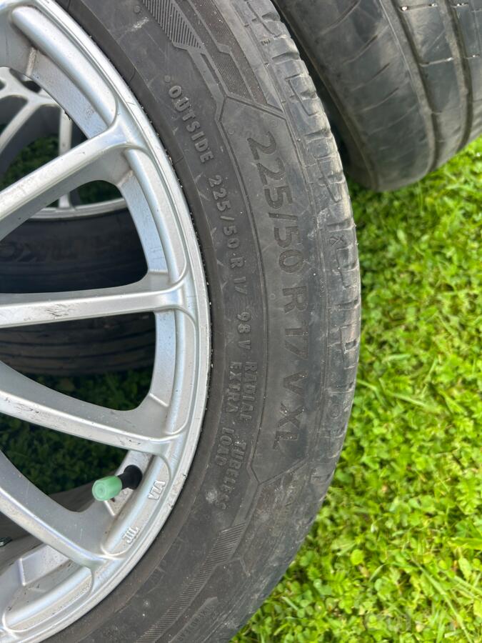 Mercedes, audi, wolksvagen, skoda ir kiti WAG grupes, valuveljed