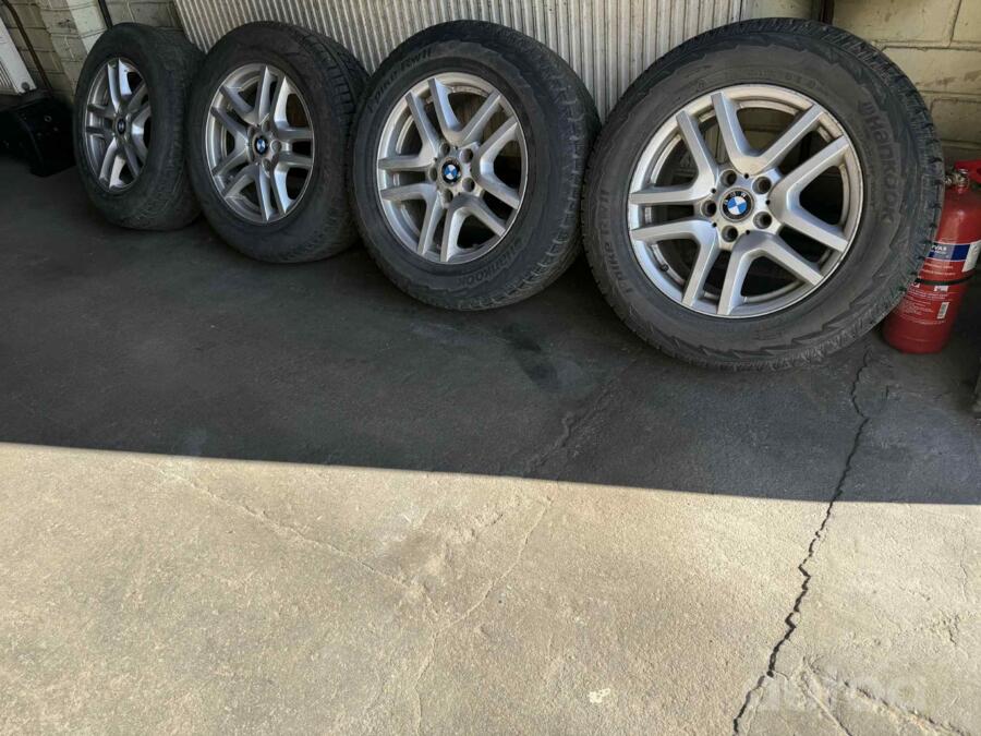 Bmw, valuveljed