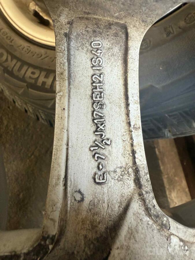 Bmw, valuveljed