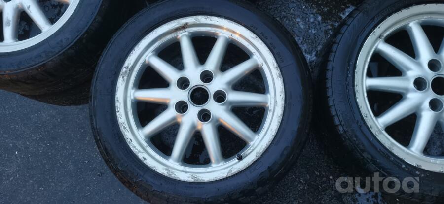 Audi, valuveljed