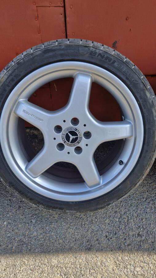 Mercedes benz, valuveljed