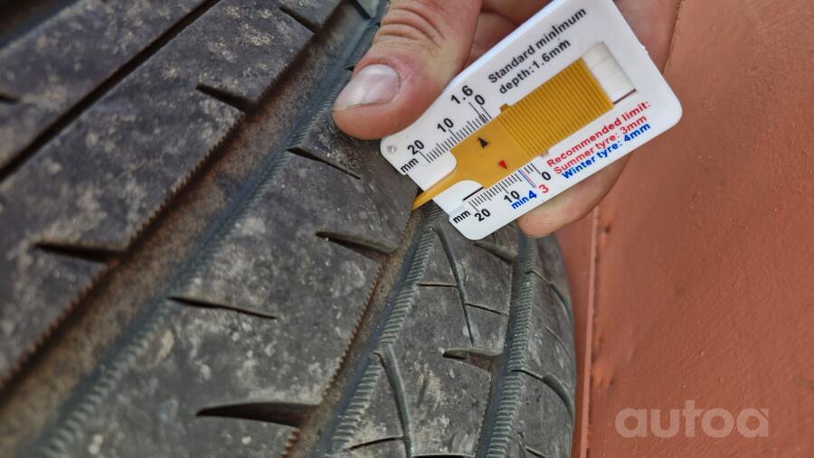 Mercedes benz, valuveljed