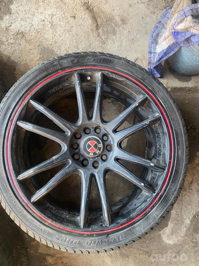 BMW, valuveljed