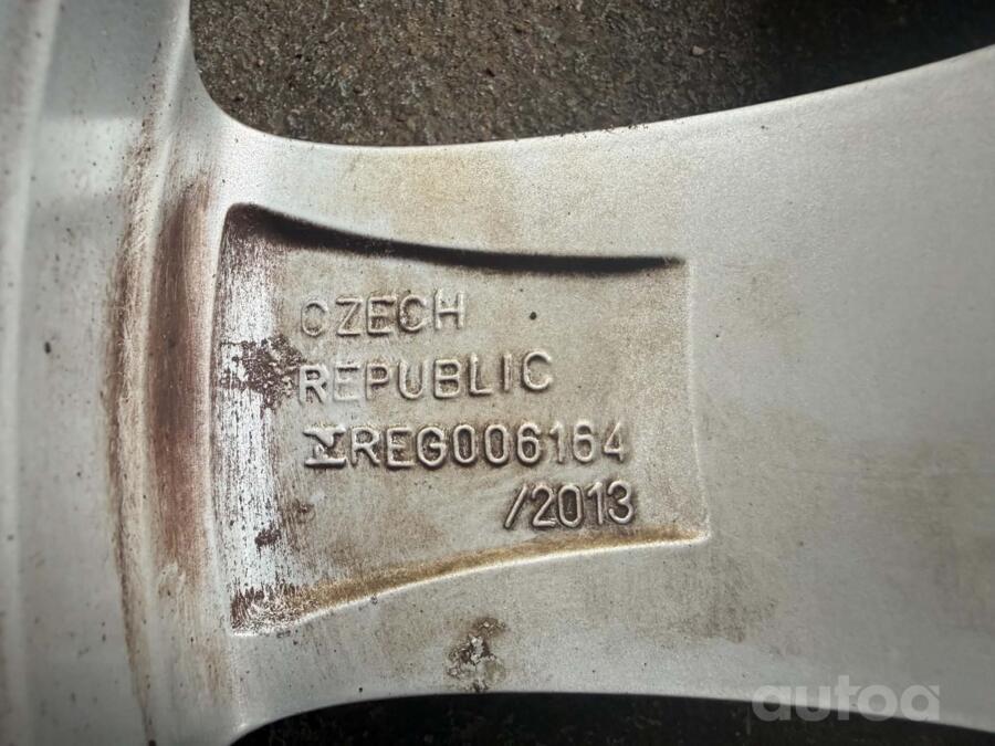 Bmw, valuveljed