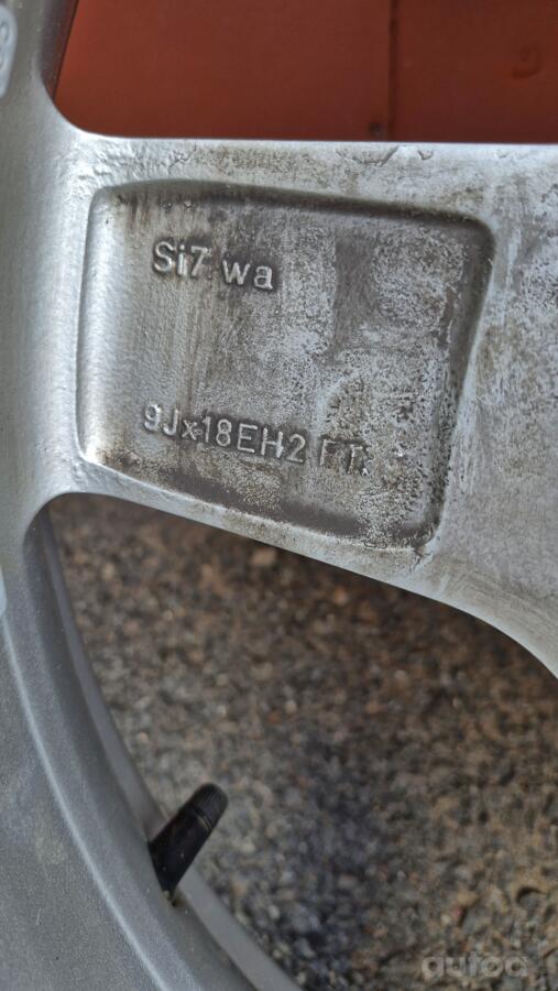 Mercedes benz, valuveljed