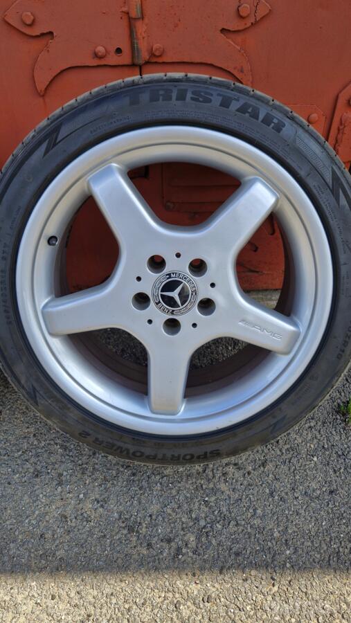 Mercedes benz, valuveljed