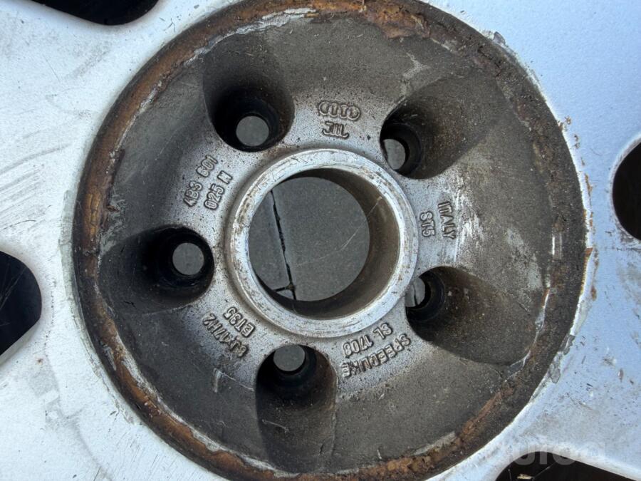 Audi, VW, valuveljed
