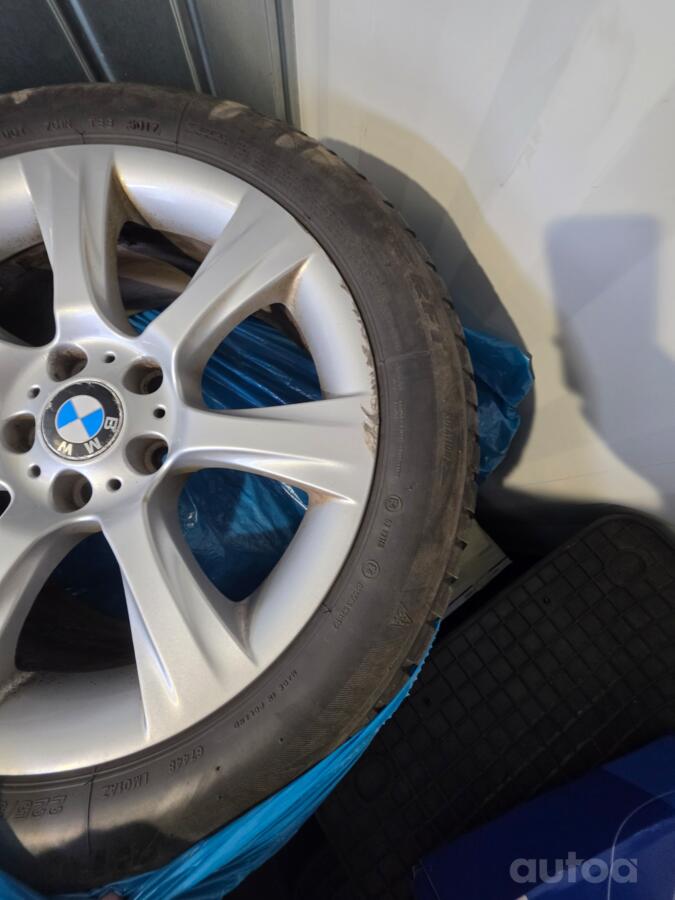 Bmw, valuveljed