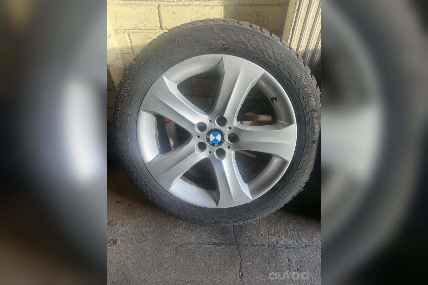 Bmw, valuveljed