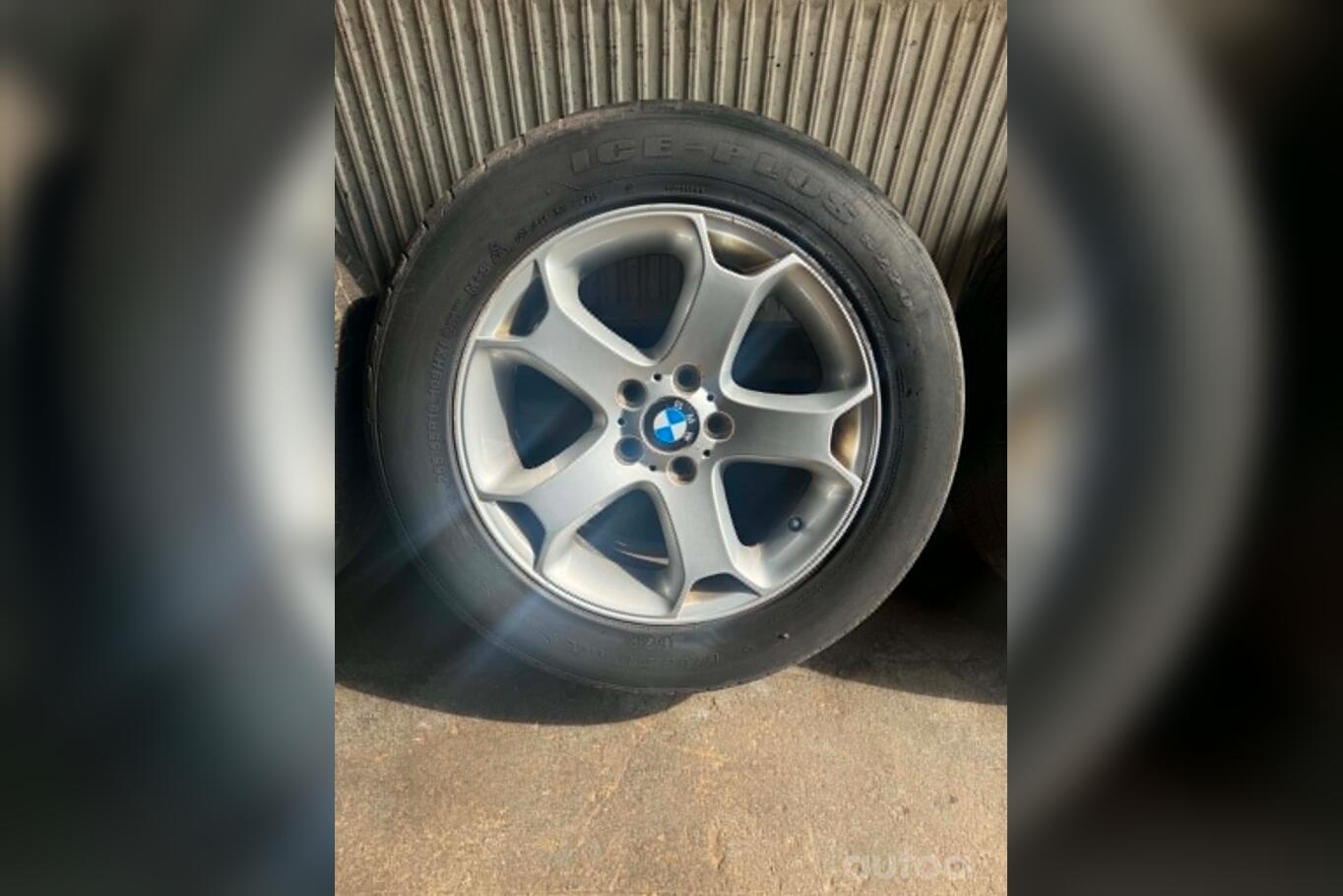 Bmw, valuveljed