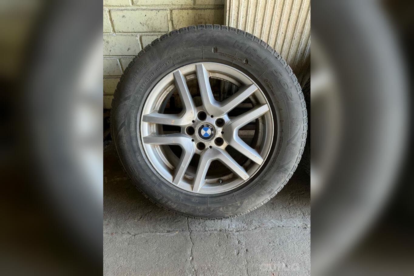 Bmw, valuveljed