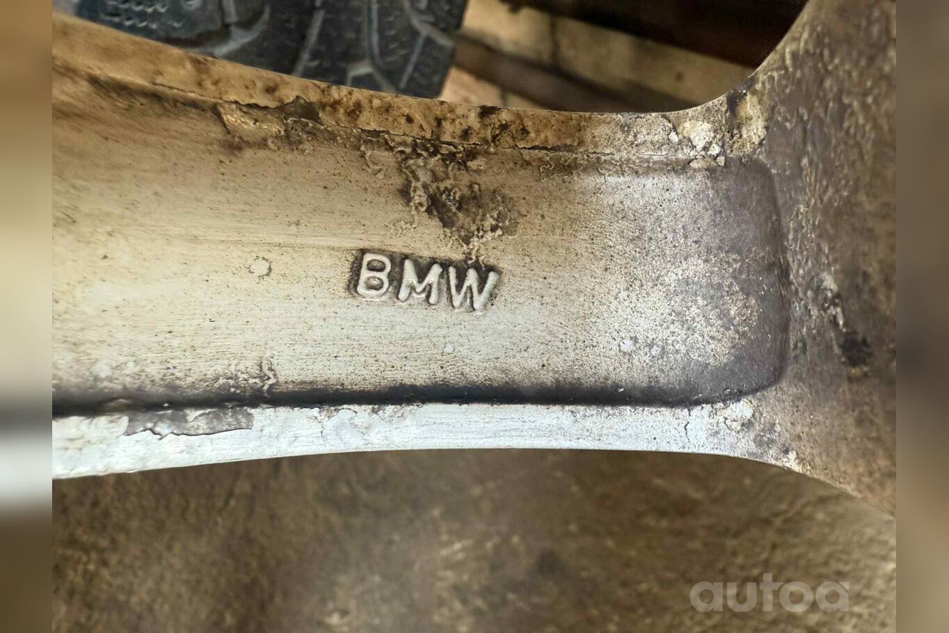 Bmw, valuveljed