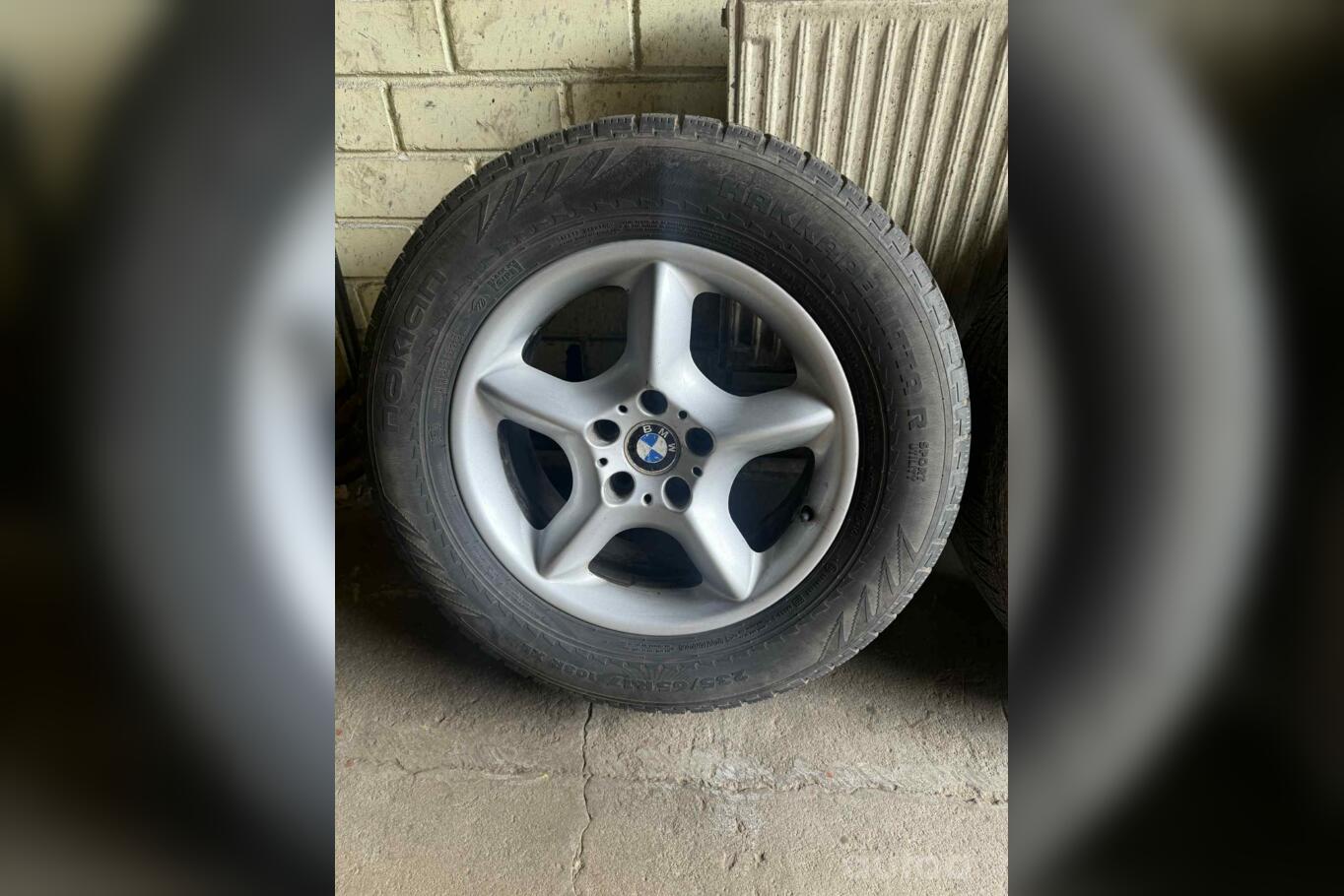 Bmw, valuveljed