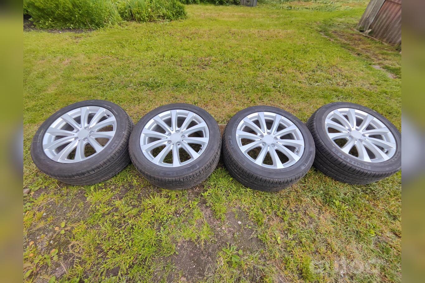 Borbet R18, valuveljed