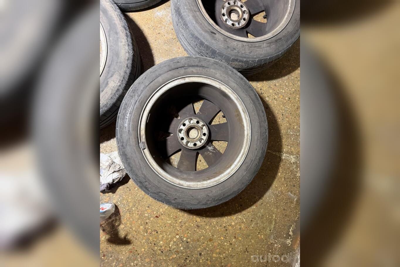 Audi, valuveljed