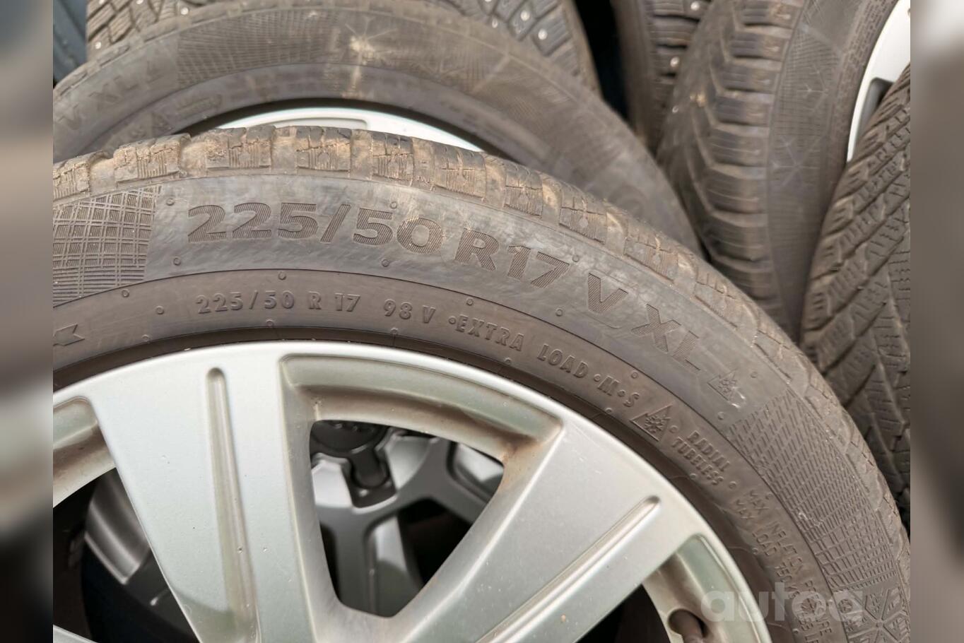 Audi, valuveljed
