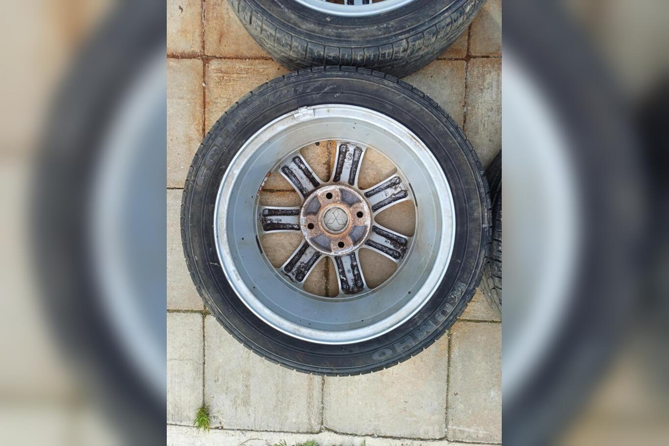MITSUBISHI, valuveljed