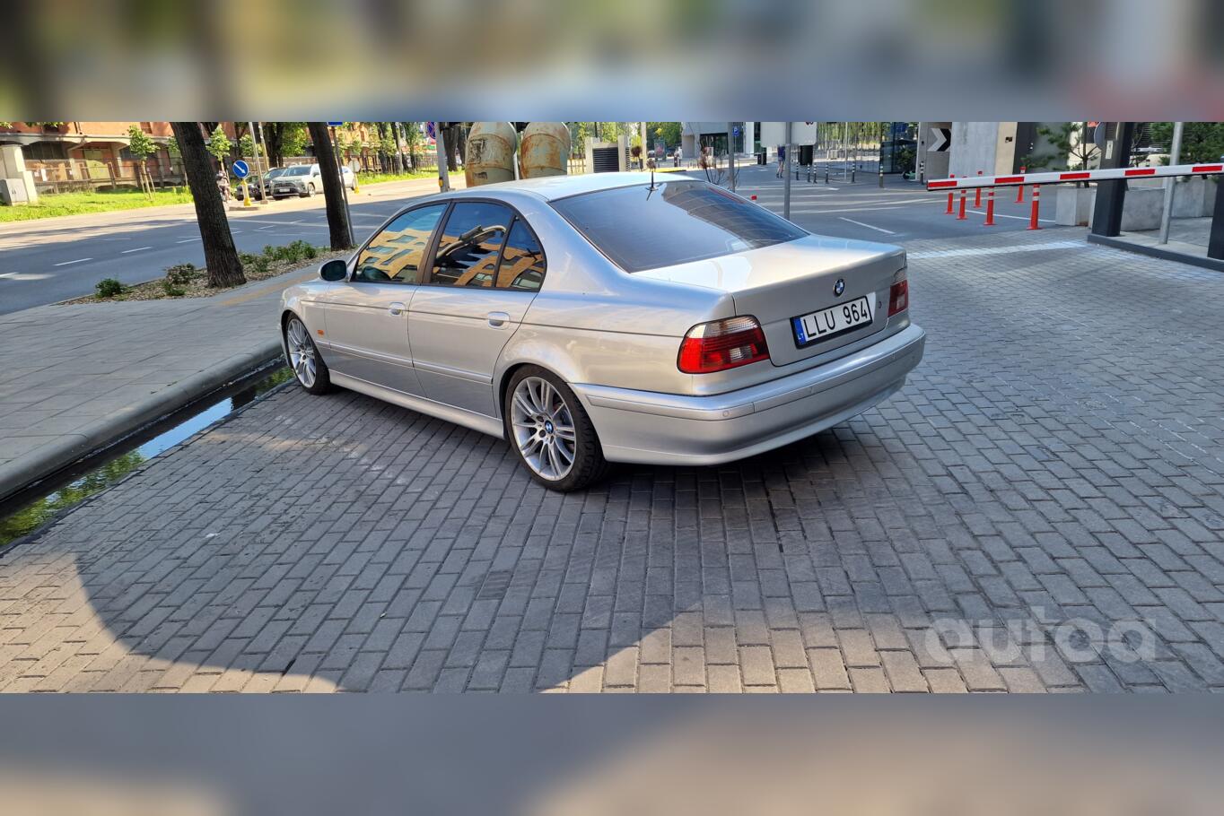 Bmw, valuveljed