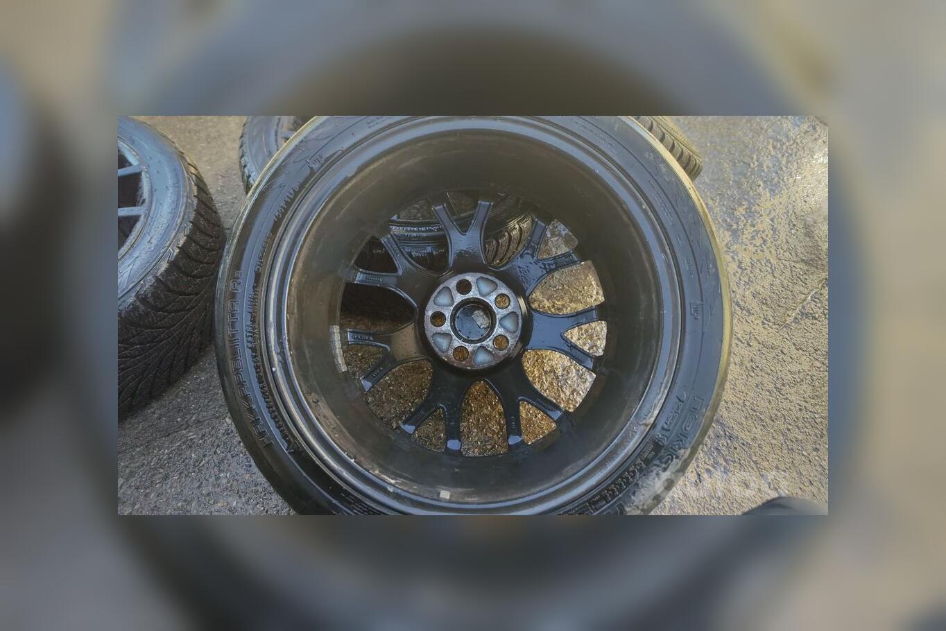Volvo, valuveljed