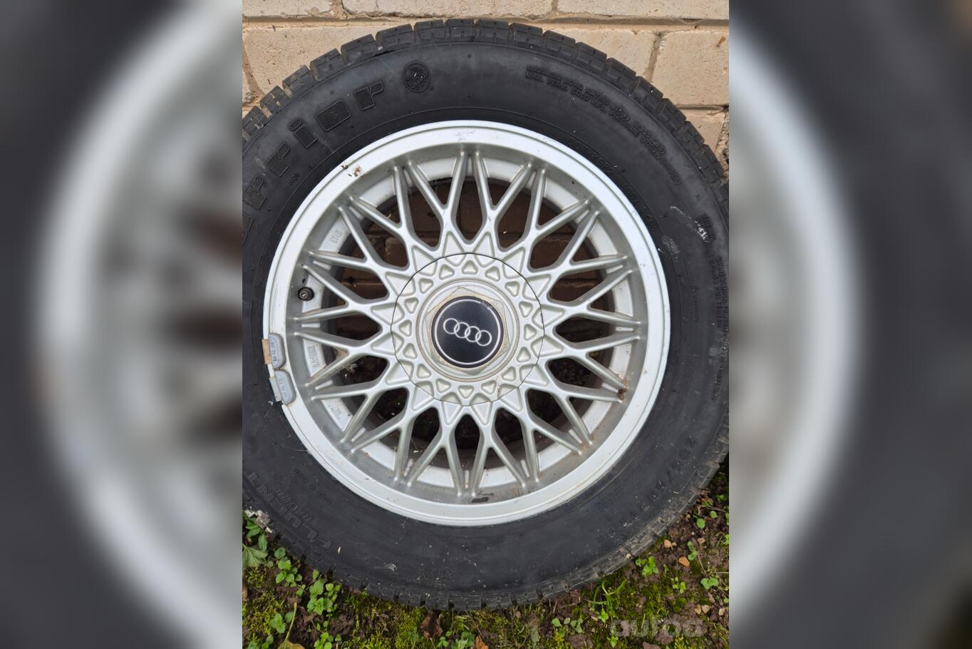 Audi, valuveljed
