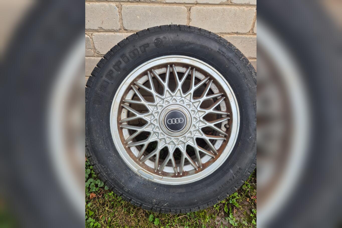 Audi, valuveljed