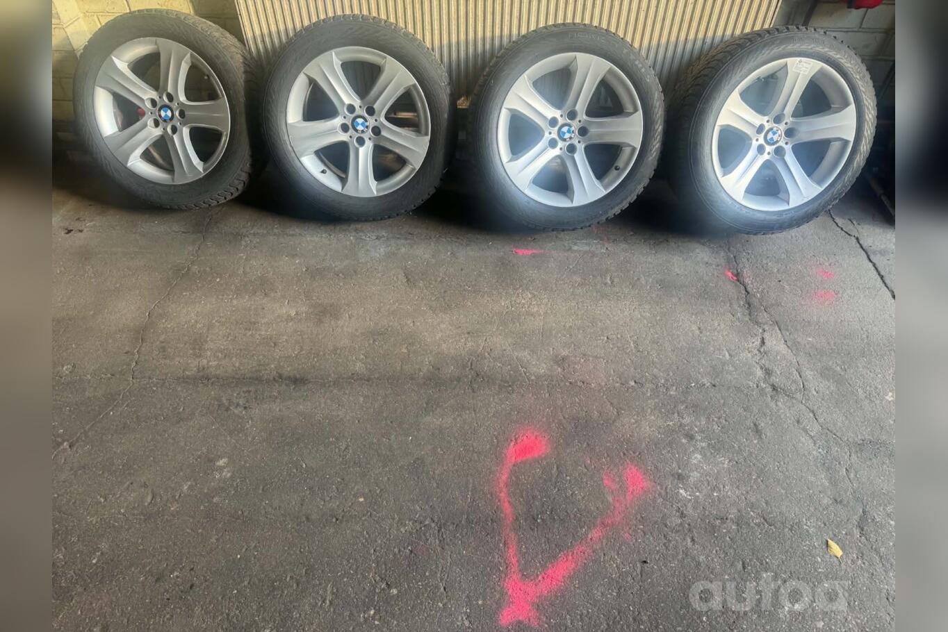 Bmw, valuveljed