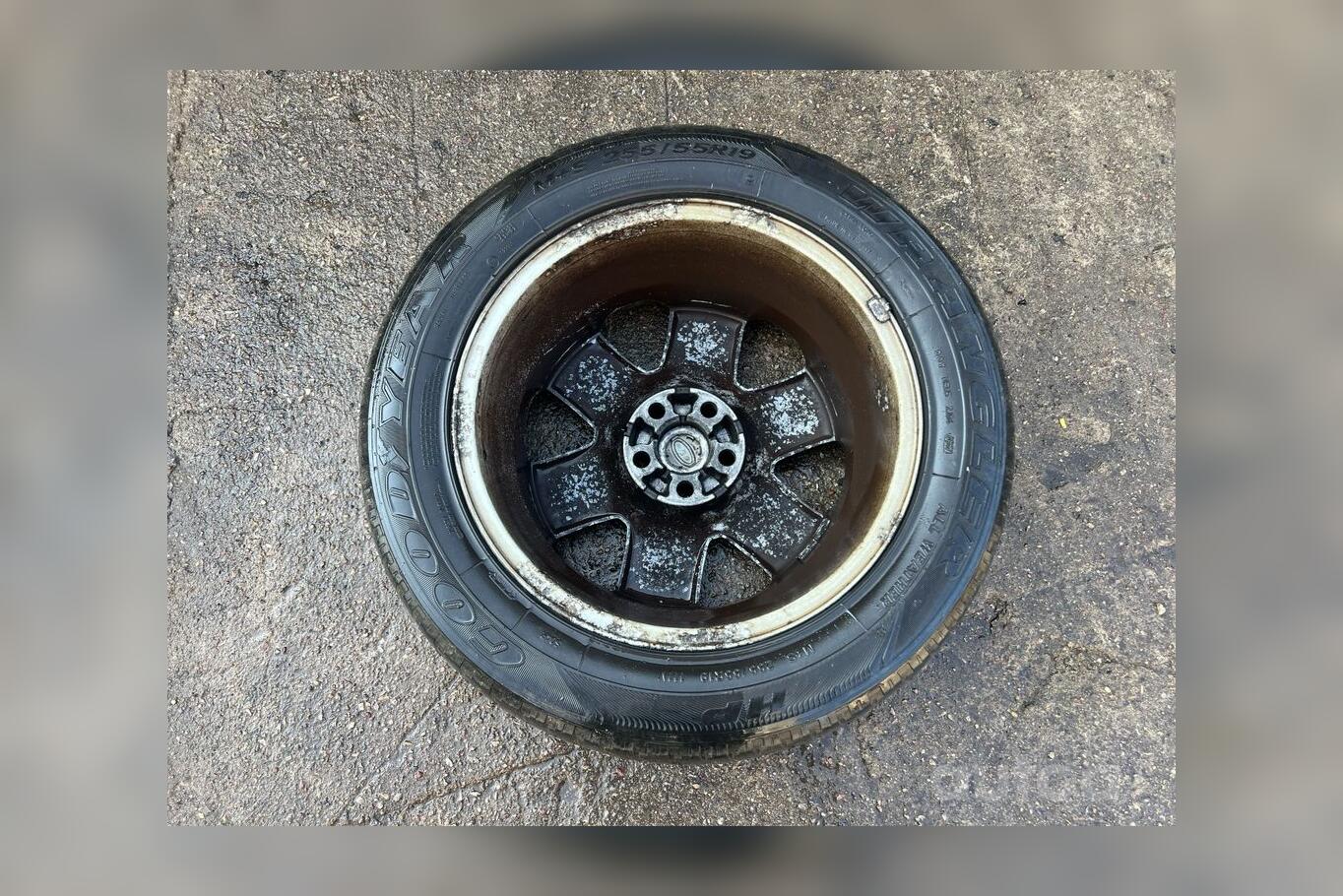 Muu, valuveljed