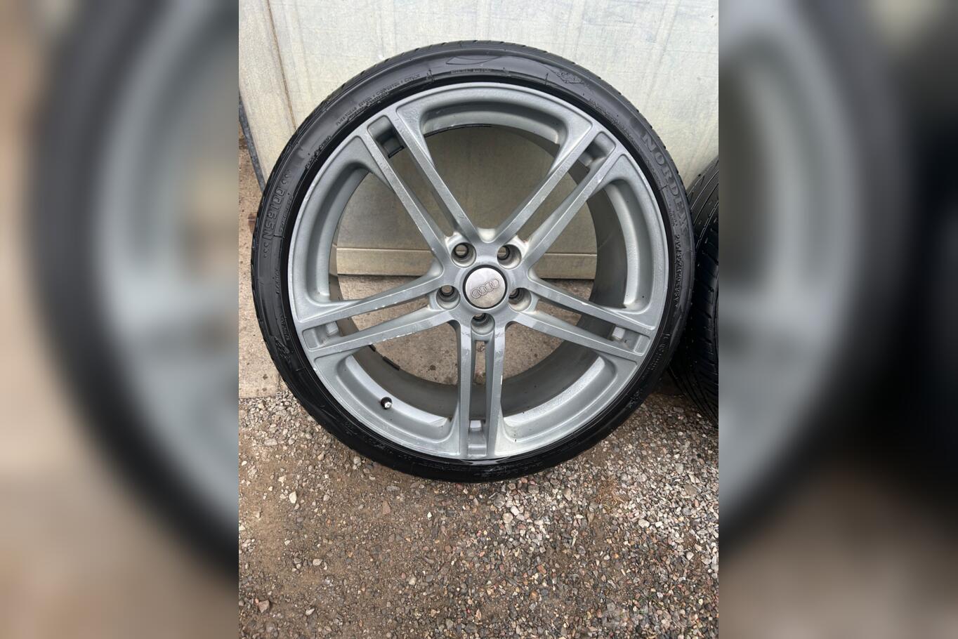 Audi, valuveljed