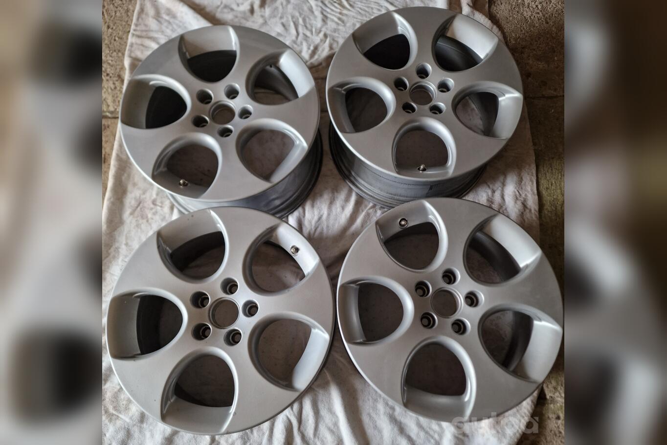 Bbs, valuveljed