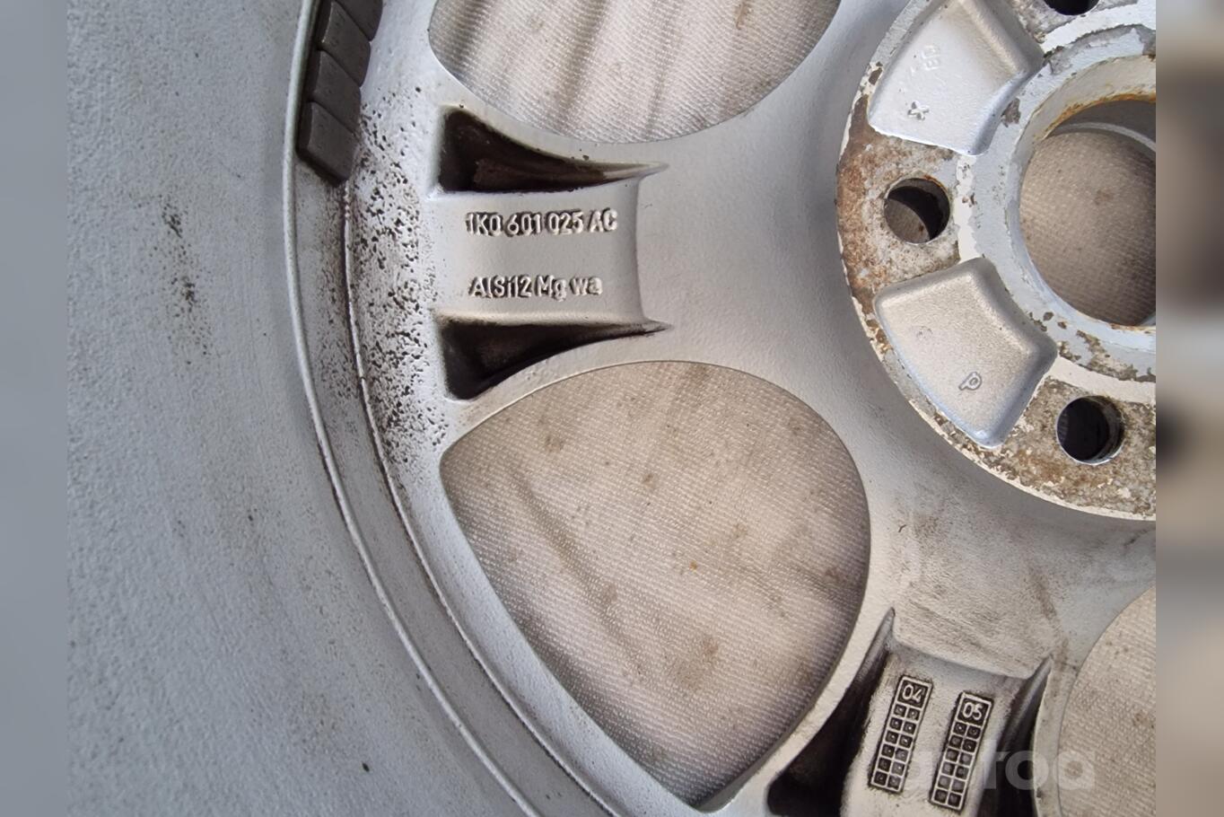 Bbs, valuveljed