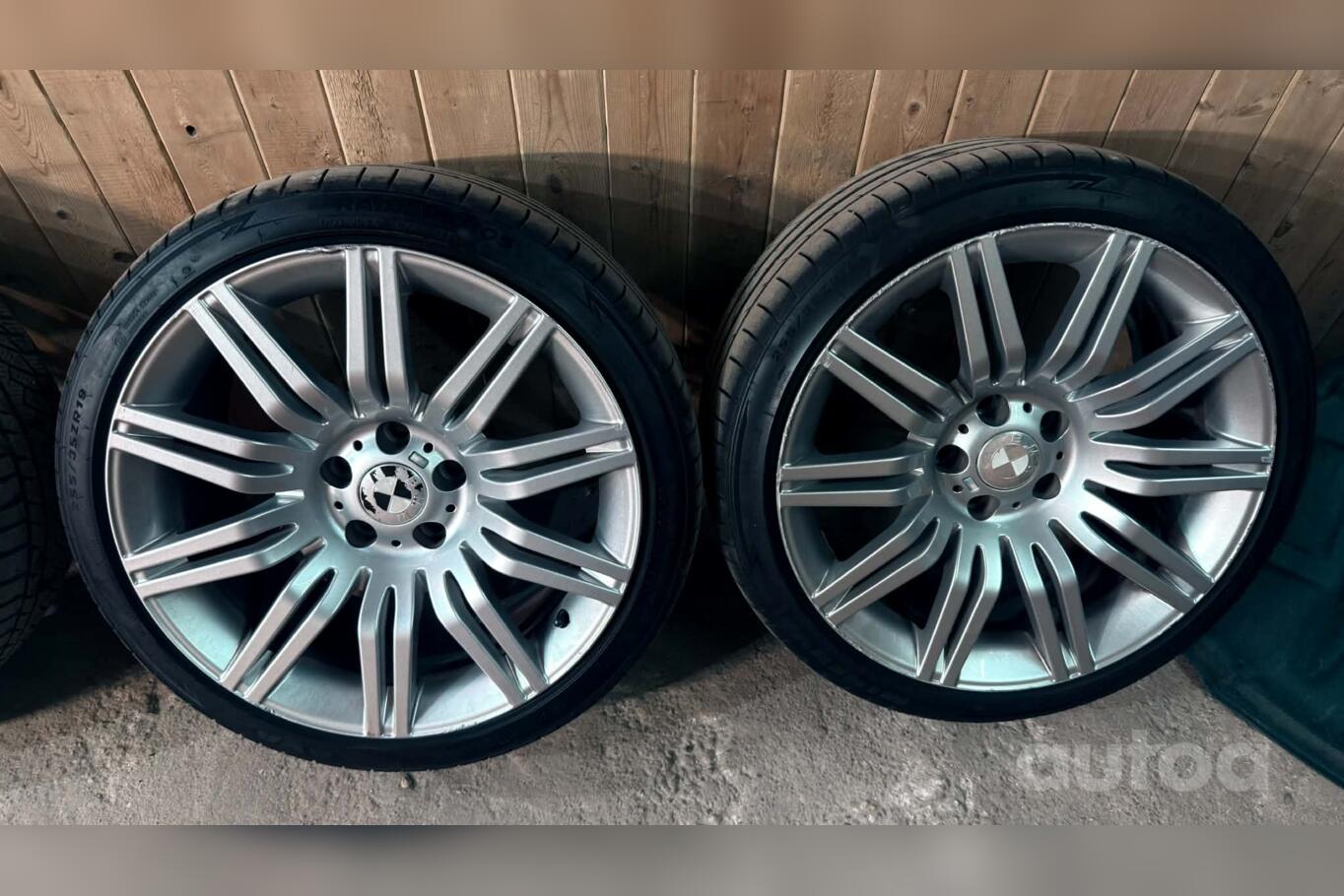BMW, valuveljed