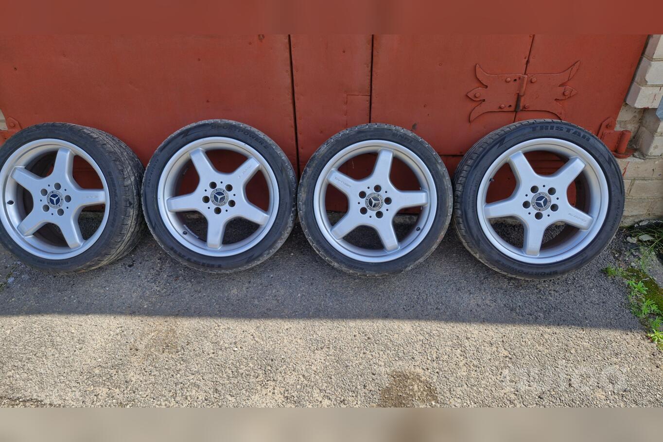 Mercedes benz, valuveljed