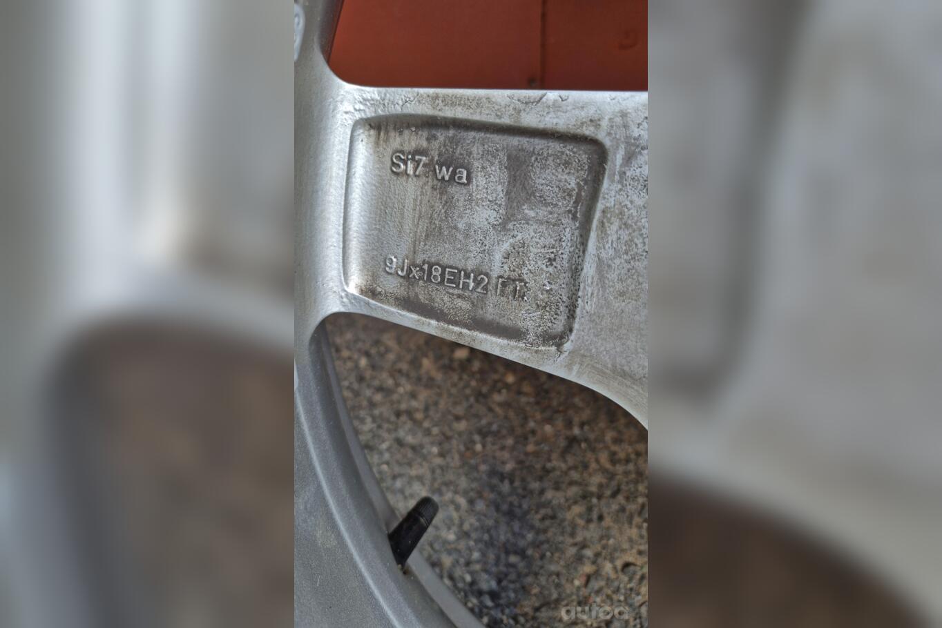 Mercedes benz, valuveljed