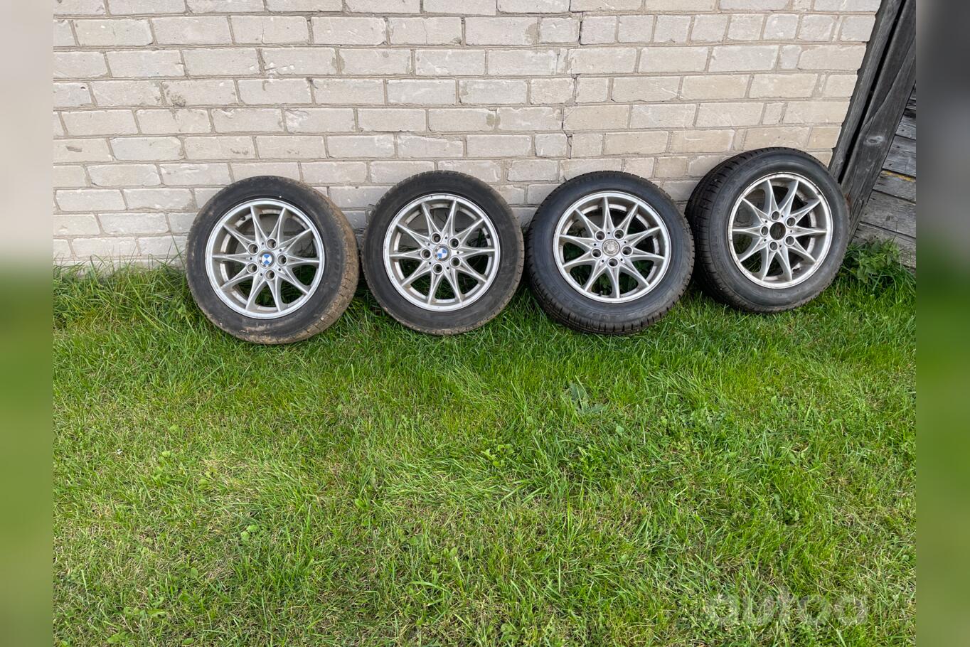 Bmw, valuveljed