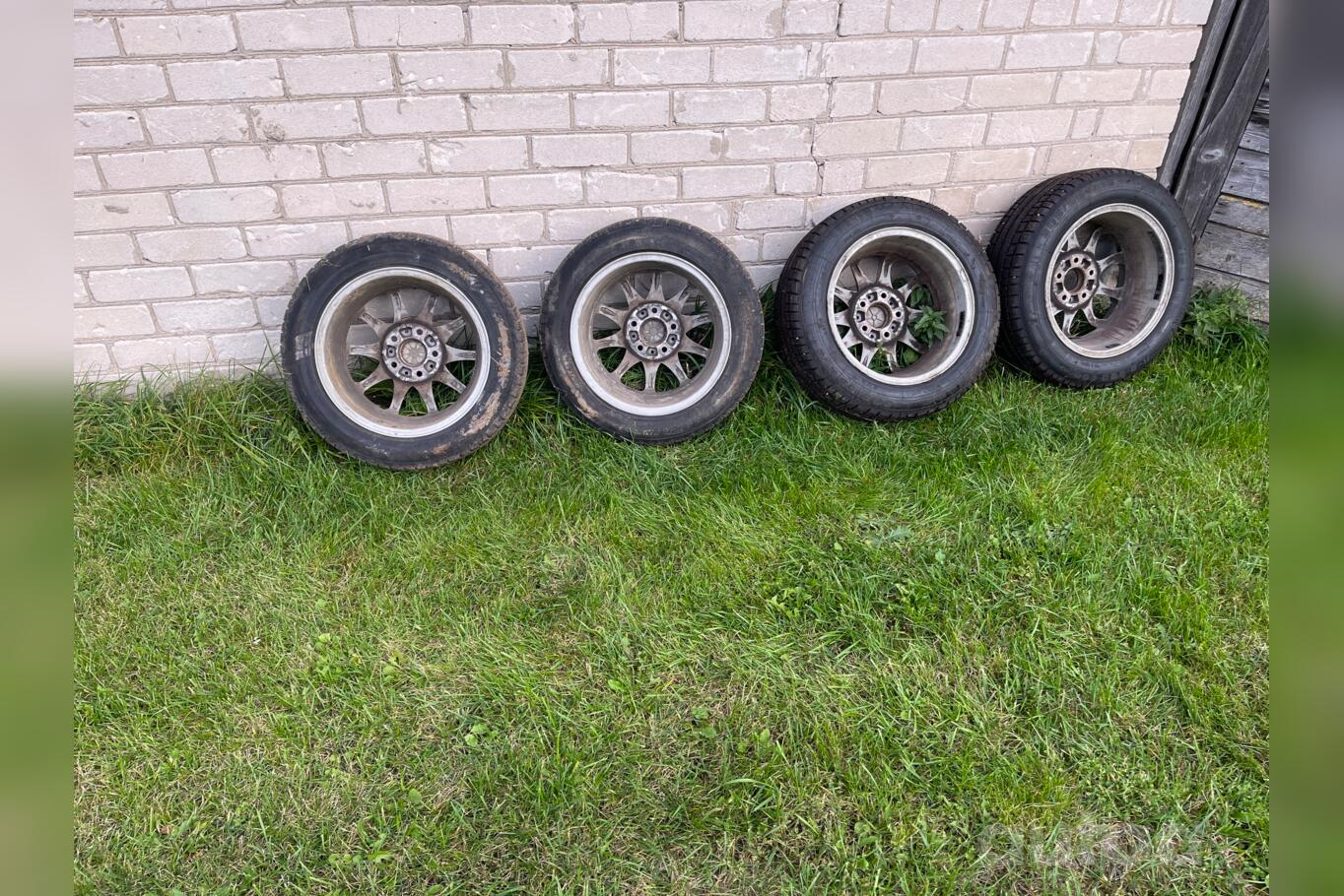 Bmw, valuveljed