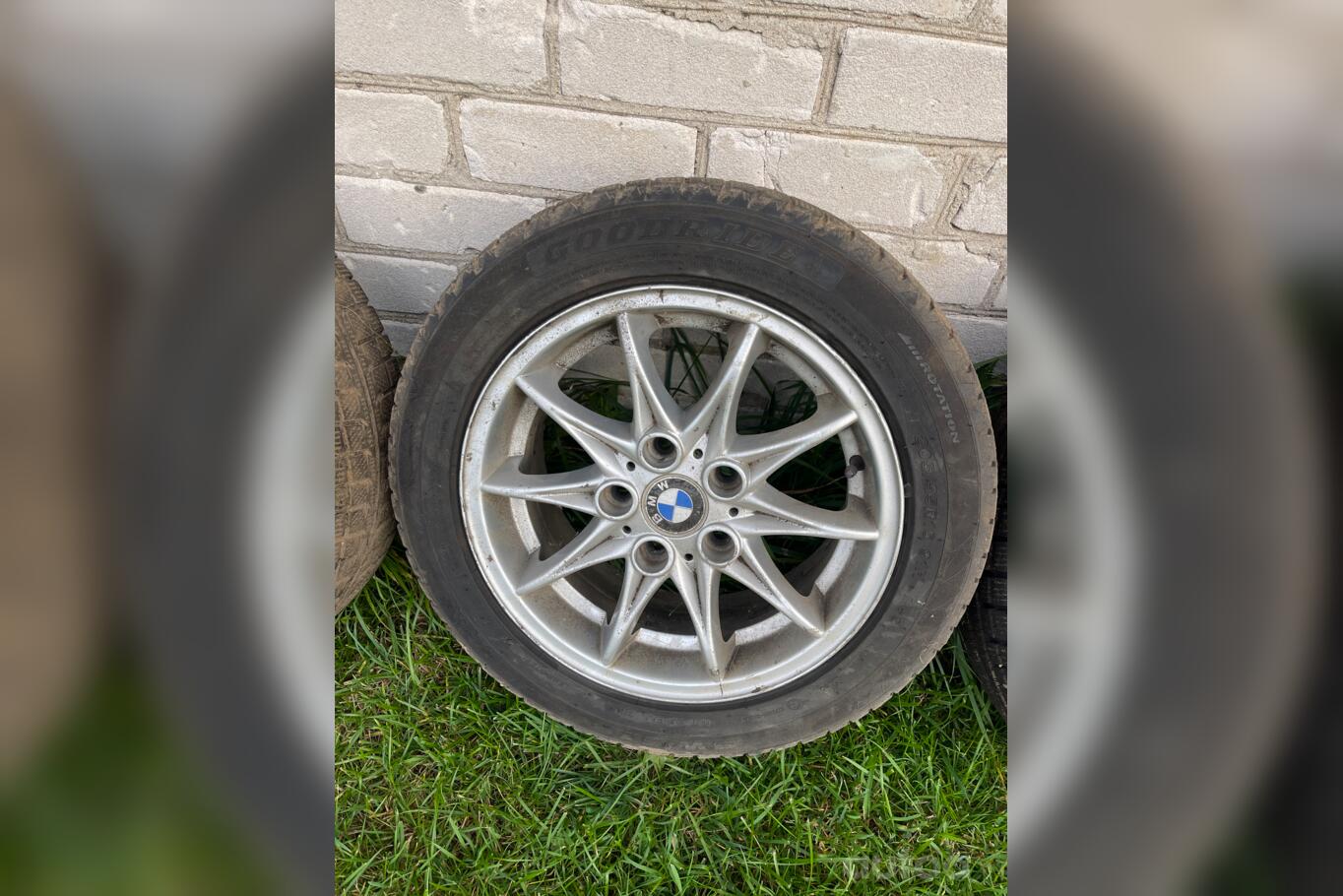 Bmw, valuveljed