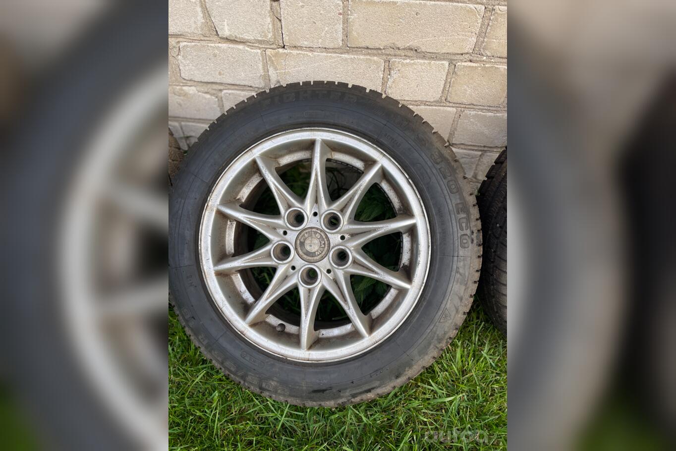 Bmw, valuveljed