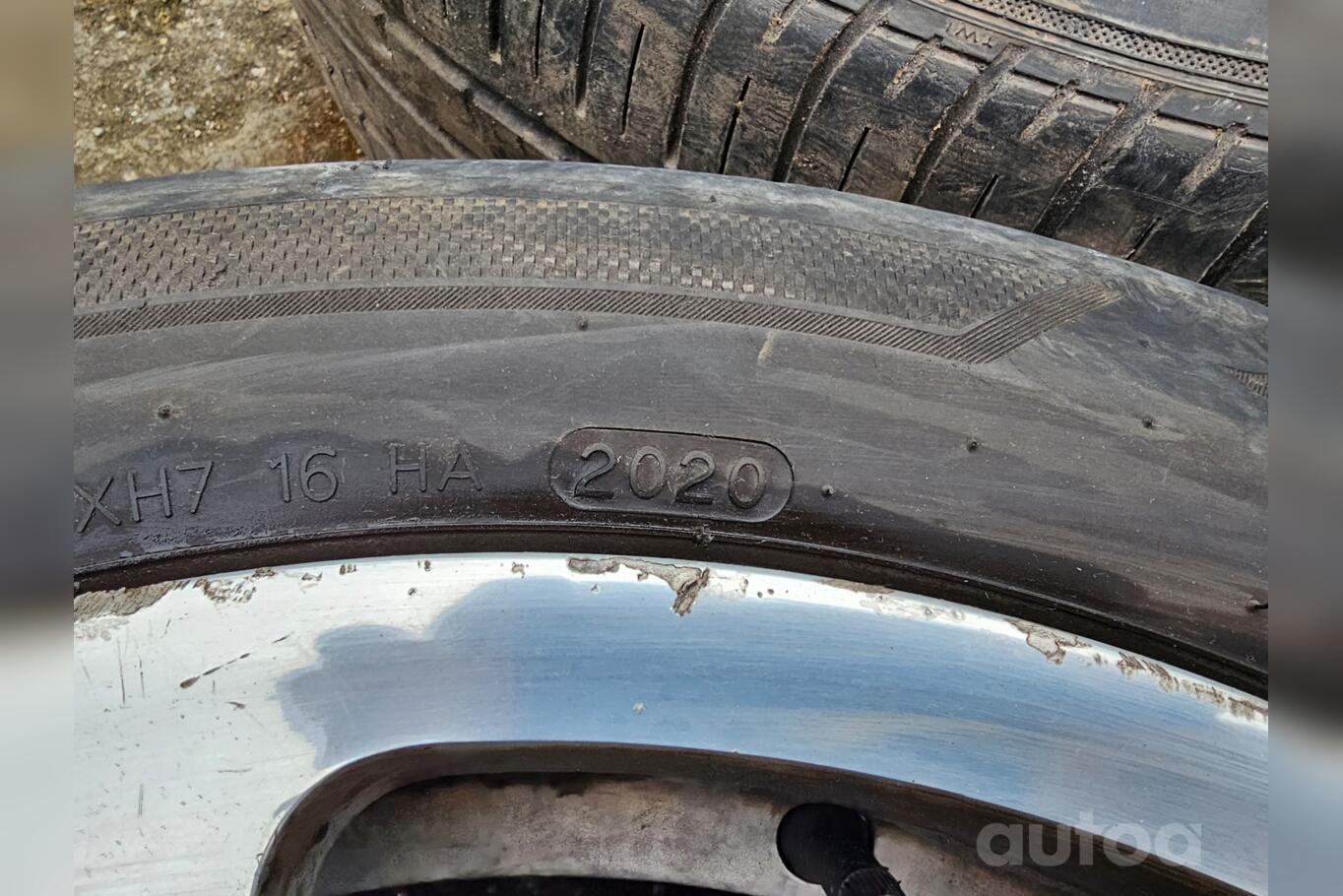 BMW, valuveljed
