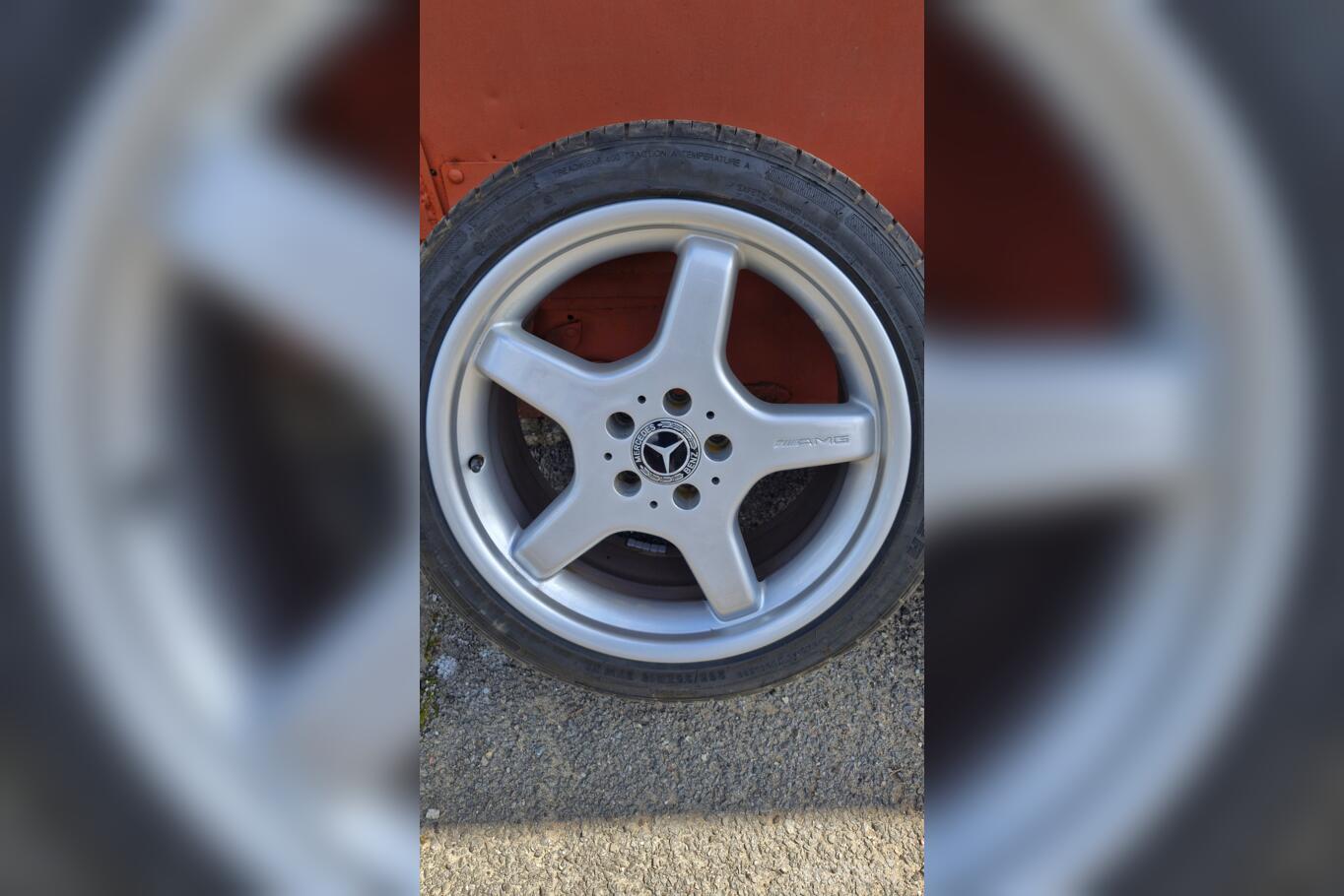 Mercedes benz, valuveljed