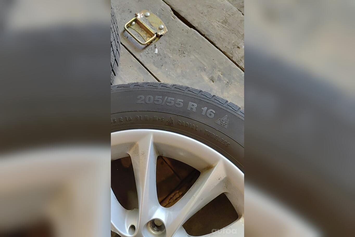 BMW, valuveljed