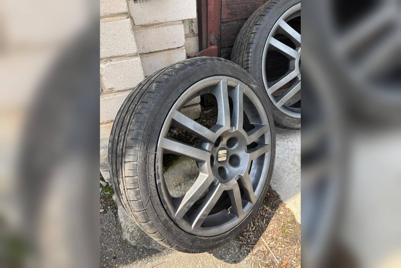 SEAT Ibiza, valuveljed